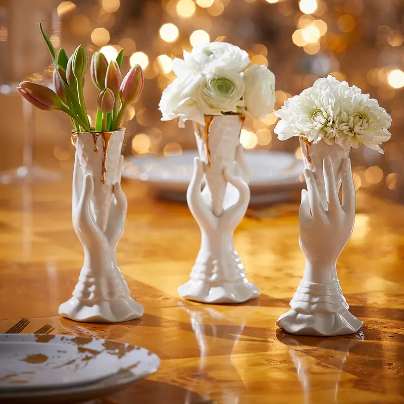 gilded-muse-i-scream-vase gilded-muse-i-scream-vase